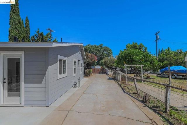 239 Rossi AVE, Antioch, CA 94509