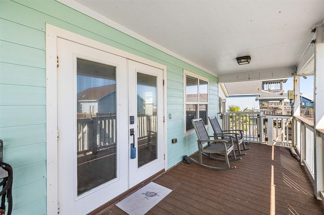 12922 Buccaneer Parkway, Freeport, TX 77541