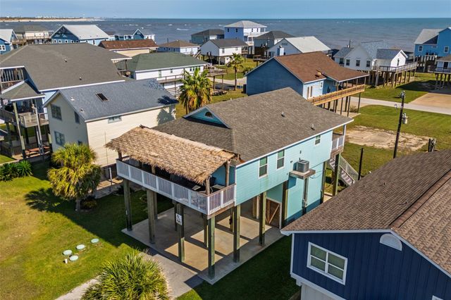 12922 Buccaneer Parkway, Freeport, TX 77541