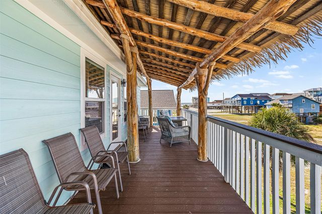 12922 Buccaneer Parkway, Freeport, TX 77541