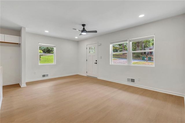 1733 Hollyhock Terrace, Decatur, GA 30032