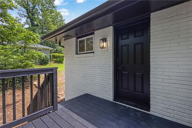 1733 Hollyhock Terrace, Decatur, GA 30032