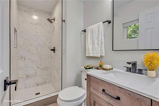 1733 Hollyhock Terrace, Decatur, GA 30032