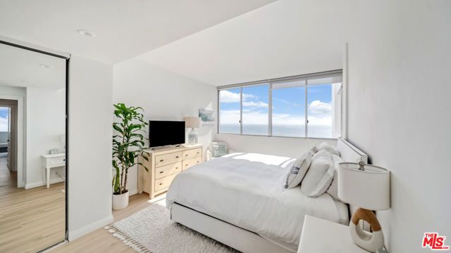 17350 W Sunset Boulevard 605, Pacific Palisades (los Angeles), CA 90272