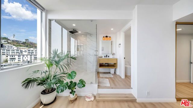 17350 W Sunset Boulevard 605, Pacific Palisades (los Angeles), CA 90272