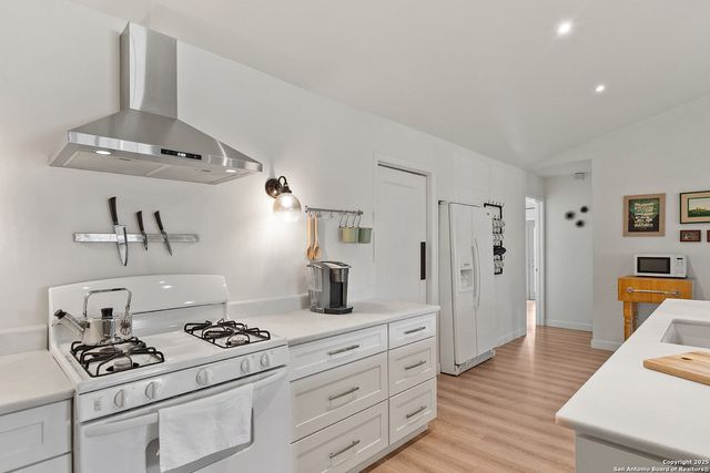 2263 Regency Pt, San Antonio, TX 78231