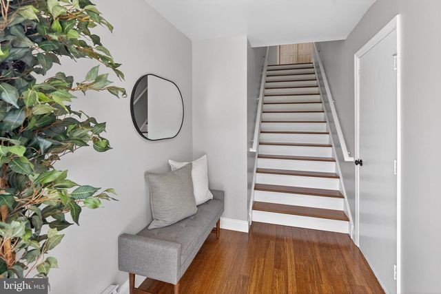 7702-B NORMANDY DR, Mount Laurel, NJ 08054