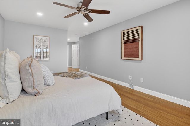 7702-B NORMANDY DR, Mount Laurel, NJ 08054
