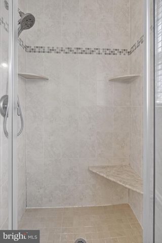 7702-B NORMANDY DR, Mount Laurel, NJ 08054