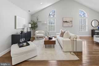 7702-B NORMANDY DR, Mount Laurel, NJ 08054