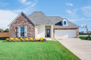 1103 River Road, Breaux Bridge, LA 70517