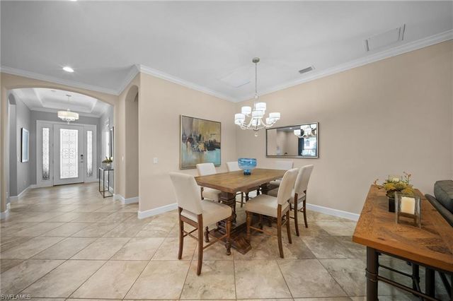 9146 Trivoli TER, Naples, FL 34119