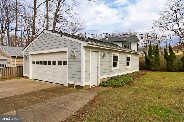 212 ROSS DR SW, Vienna, VA 22180