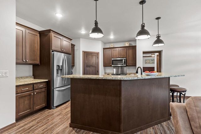 1763 SWISS ALPS COURT, Greenleaf, WI 54126