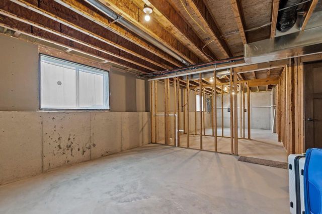 1763 SWISS ALPS COURT, Greenleaf, WI 54126