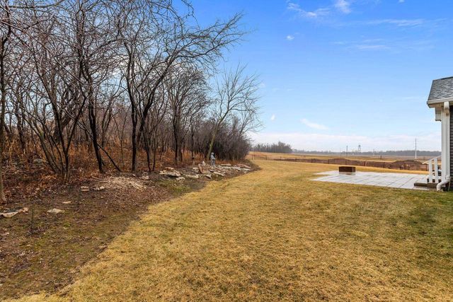 1763 SWISS ALPS COURT, Greenleaf, WI 54126