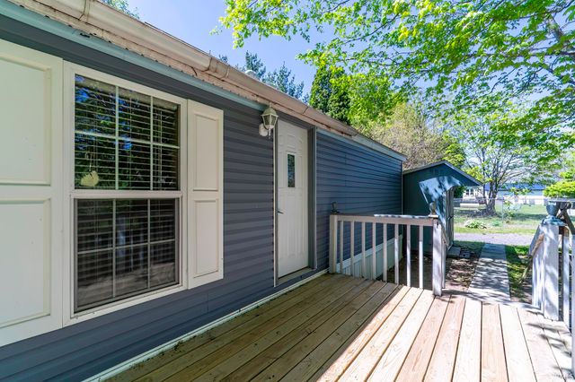 5200 N 325 E, Howe, IN 46746
