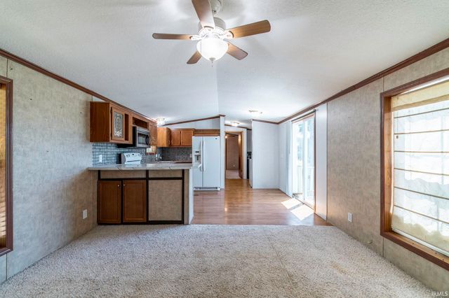 5200 N 325 E, Howe, IN 46746