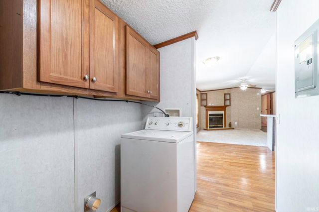 5200 N 325 E, Howe, IN 46746