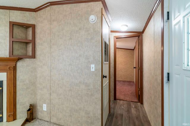 5200 N 325 E, Howe, IN 46746