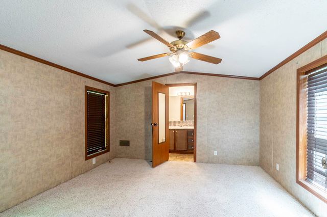 5200 N 325 E, Howe, IN 46746
