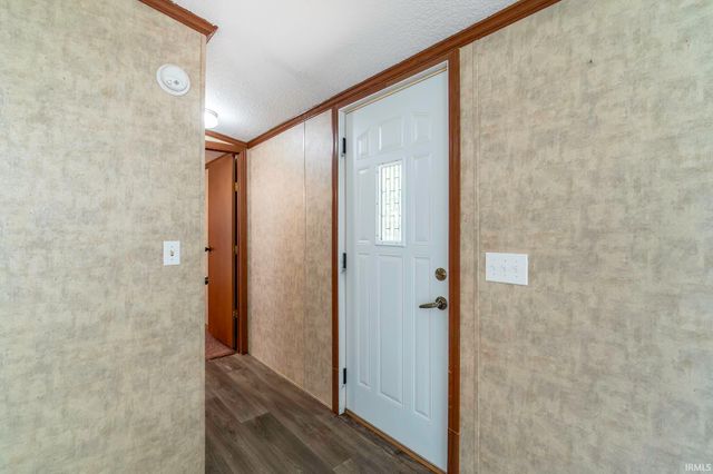 5200 N 325 E, Howe, IN 46746