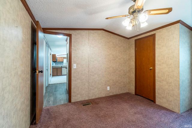 5200 N 325 E, Howe, IN 46746
