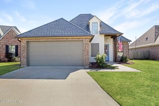 114 Spring Cypress Drive, Broussard, LA 70518