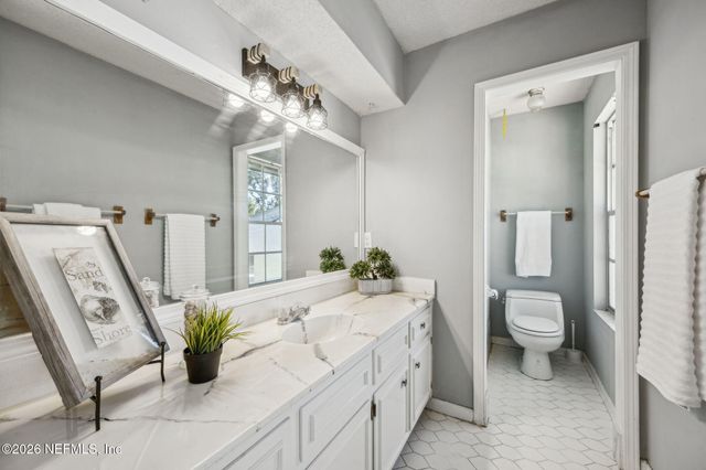 9665 SCOTT MILL ESTATES Way, Jacksonville, FL 32257