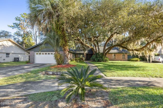 9665 SCOTT MILL ESTATES Way, Jacksonville, FL 32257