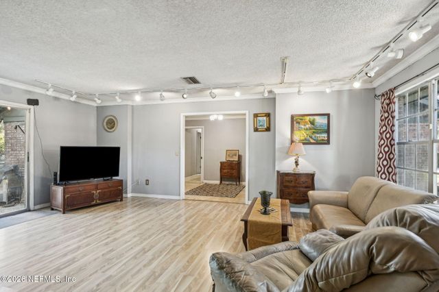 9665 SCOTT MILL ESTATES Way, Jacksonville, FL 32257