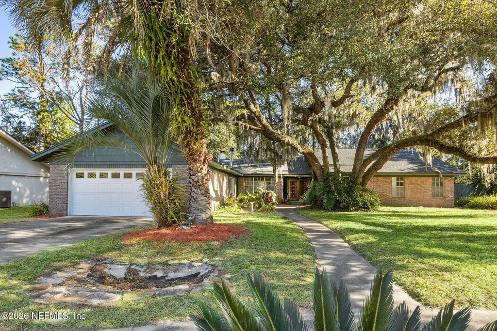 9665 SCOTT MILL ESTATES Way, Jacksonville, FL 32257