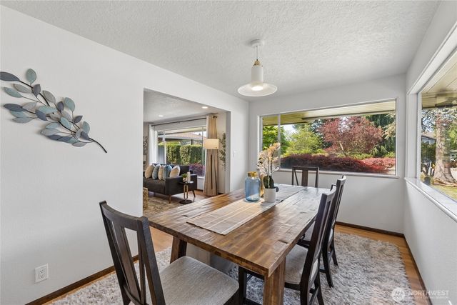 18832 1st Place SW, Normandy Park, WA 98166