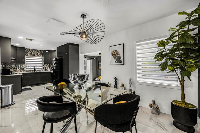 285 NW 45th St, Miami, FL 33127