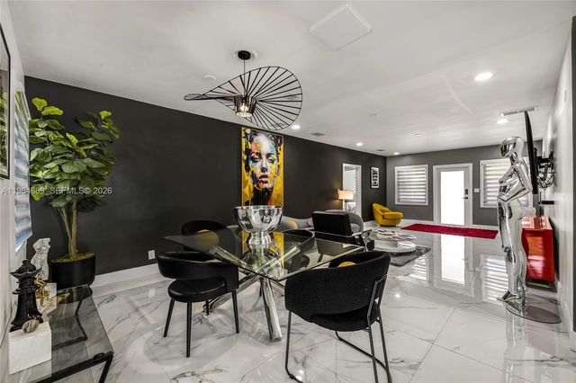 285 NW 45th St, Miami, FL 33127