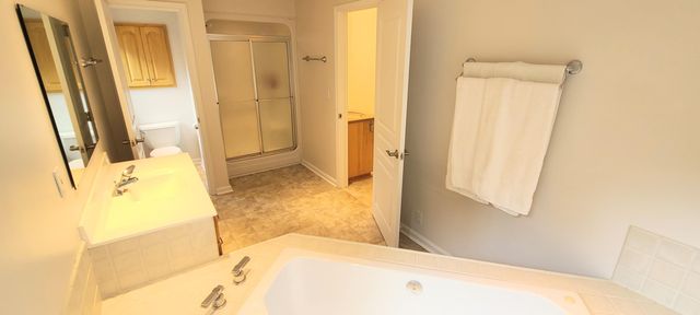 1725 Morwanda ST, Salem, VA 24153