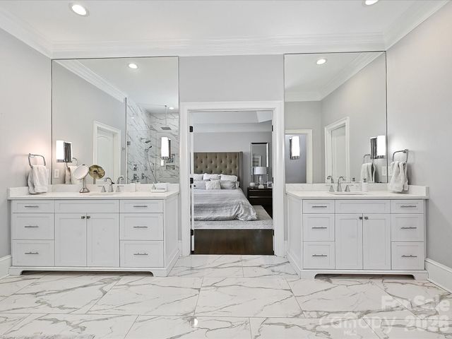 18502 Green Knoll Trace, Davidson, NC 28036