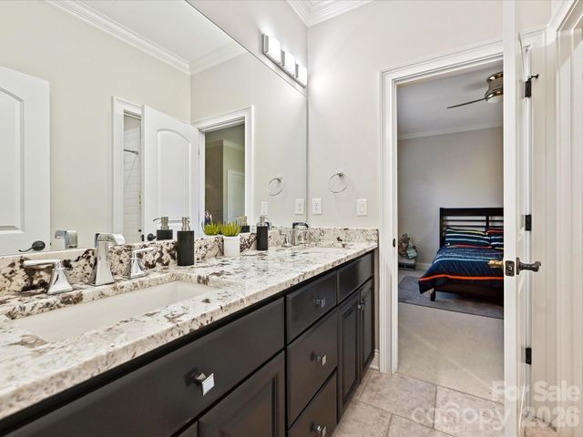 18502 Green Knoll Trace, Davidson, NC 28036