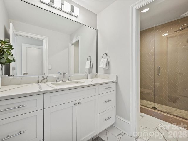 18502 Green Knoll Trace, Davidson, NC 28036