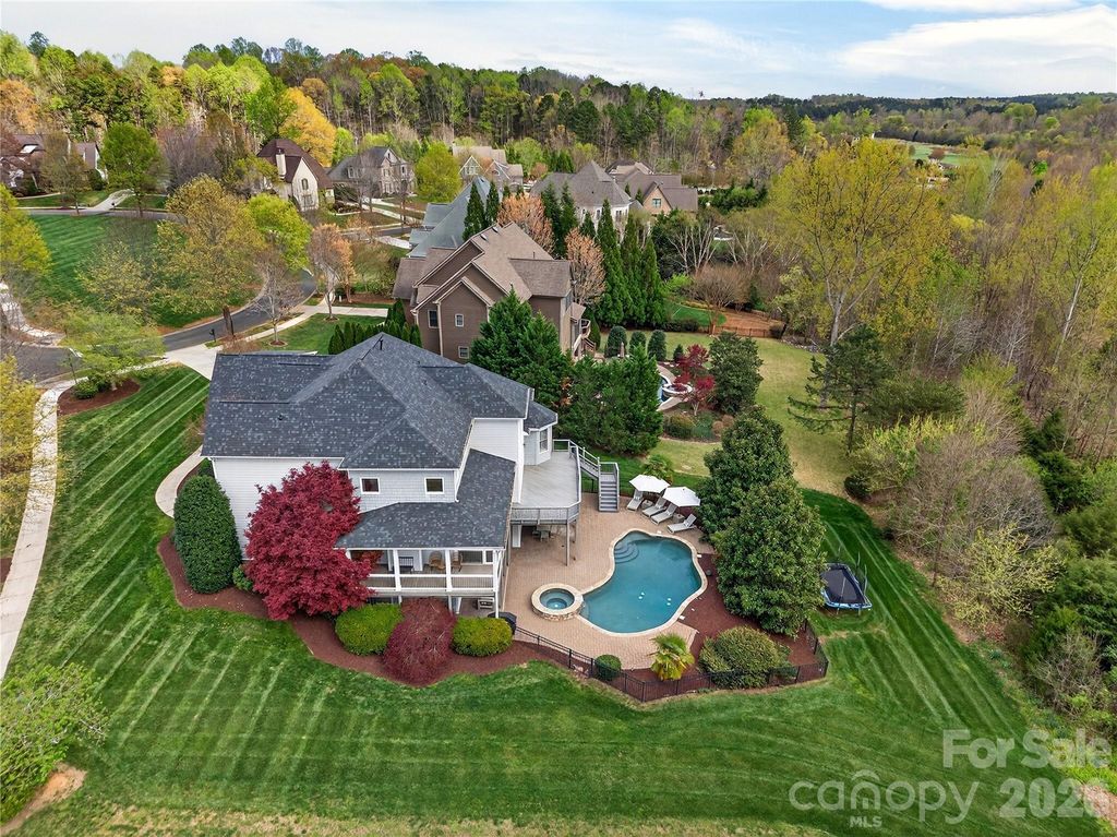 18502 Green Knoll Trace, Davidson, NC 28036
