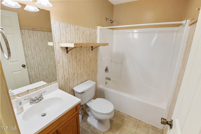 925 Keller Road, Afton, TN 37616