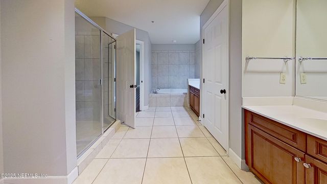 1478 RIVERPLACE Boulevard 704, Jacksonville, FL 32207