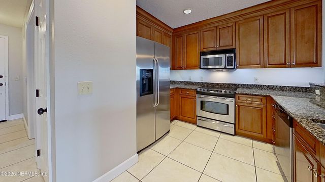 1478 RIVERPLACE Boulevard 704, Jacksonville, FL 32207
