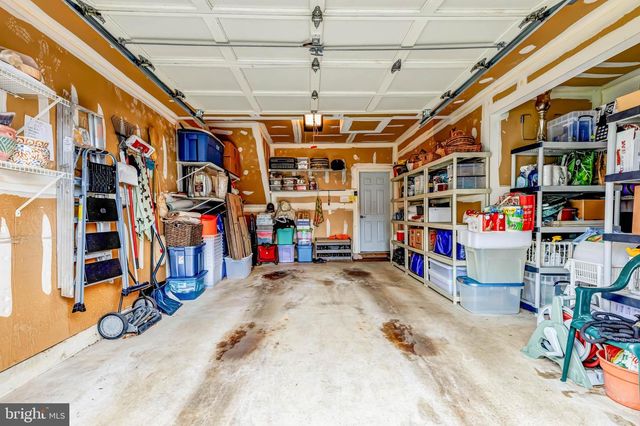 6618 HUNTER CREEK LN, Alexandria, VA 22315