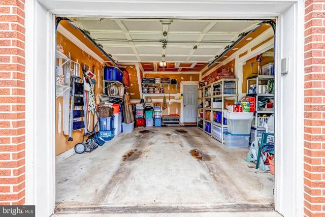 6618 HUNTER CREEK LN, Alexandria, VA 22315