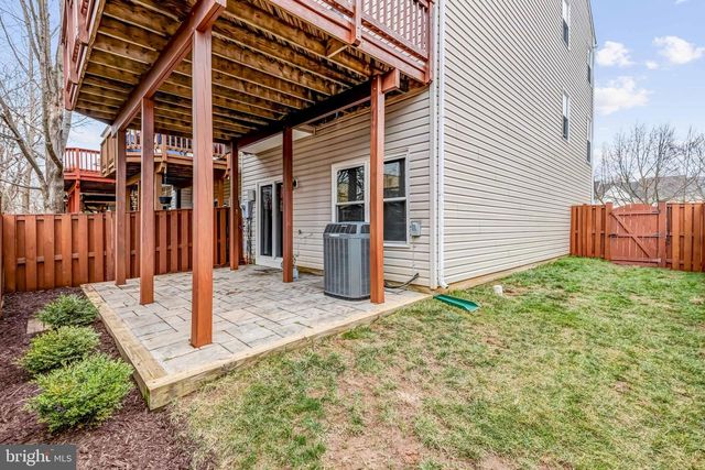 6618 HUNTER CREEK LN, Alexandria, VA 22315