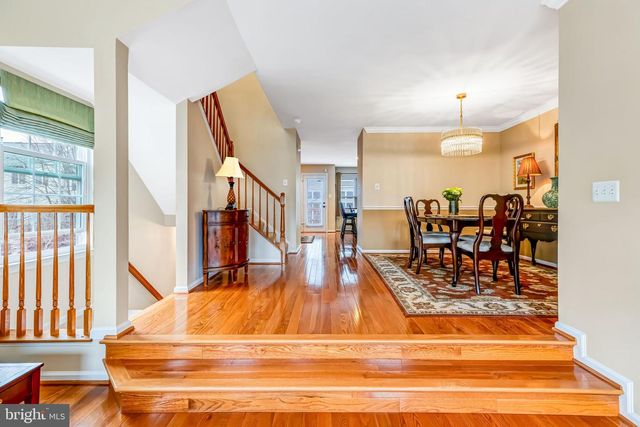6618 HUNTER CREEK LN, Alexandria, VA 22315