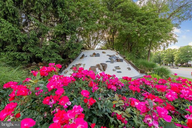 6618 HUNTER CREEK LN, Alexandria, VA 22315