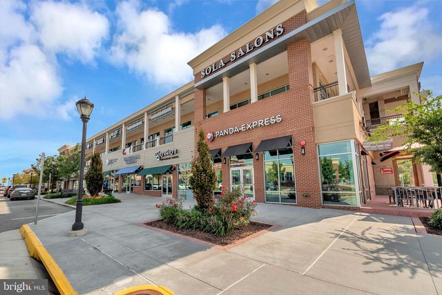 6618 HUNTER CREEK LN, Alexandria, VA 22315