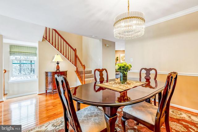 6618 HUNTER CREEK LN, Alexandria, VA 22315